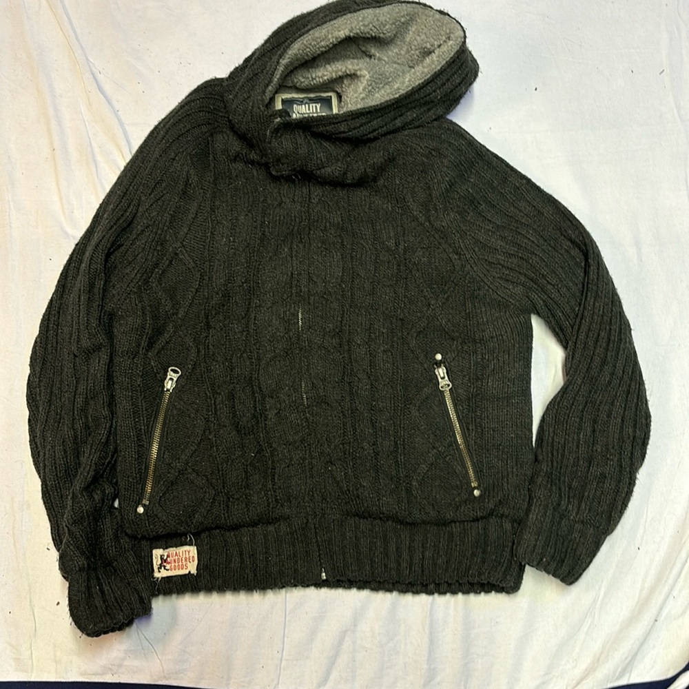 ASOS Quality Laundered Goods Men’s 100% Wool Knit Coat Size Medium